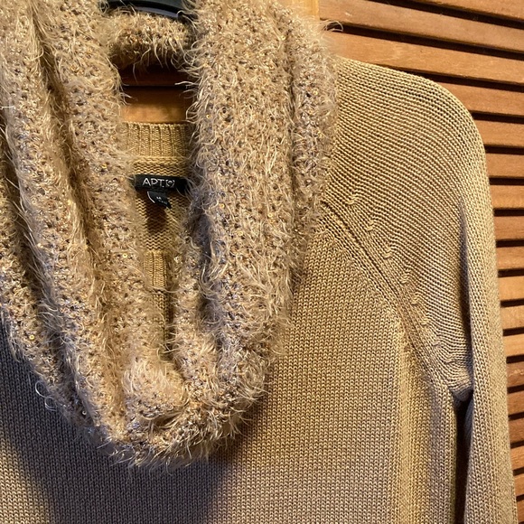 Apt. 9 Tan/Camel Crewneck Tunic Sweater with Detachable Infinity Scarf - Picture 4 of 13